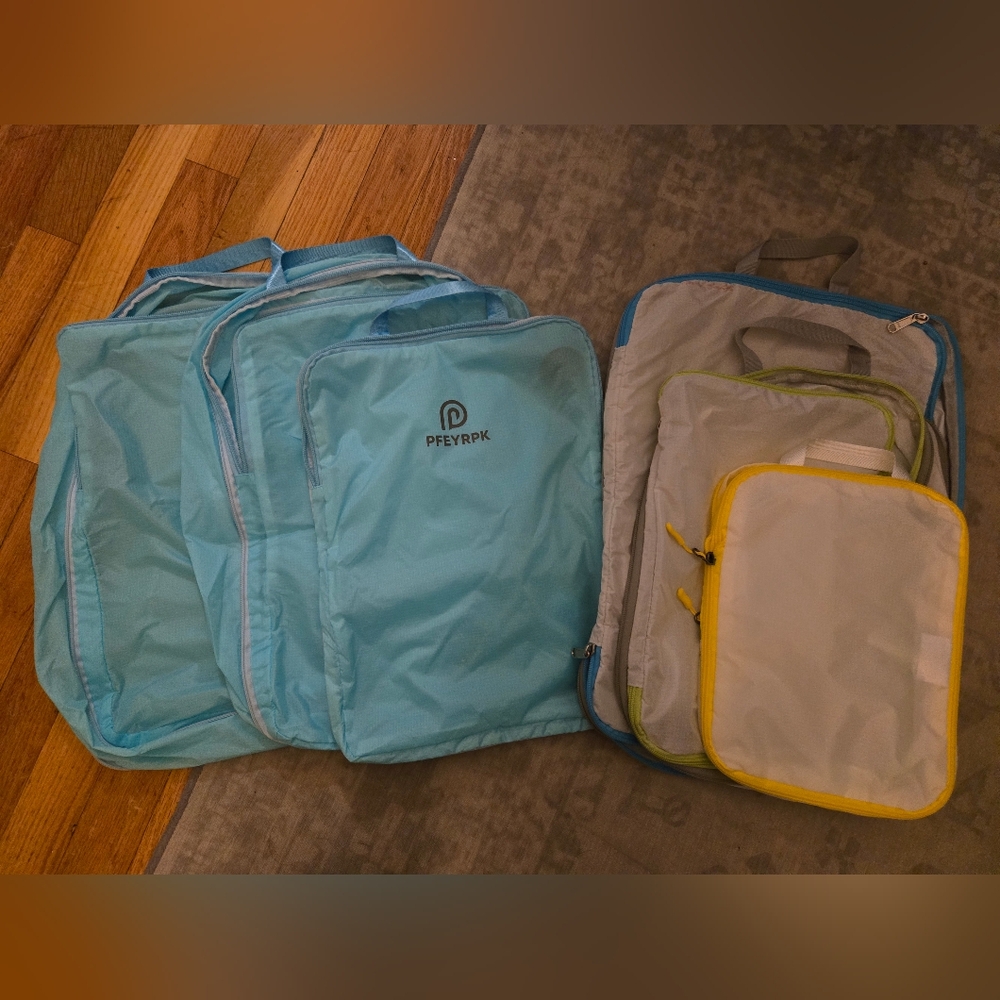 2 Sets Of Packing Cubes